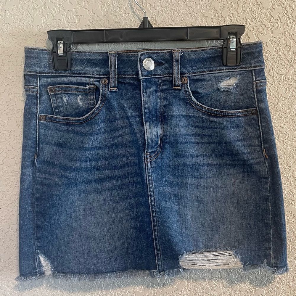 American Eagle Outfitters- Distressed Frayed Hem Mini Denim Skirt, Size 6